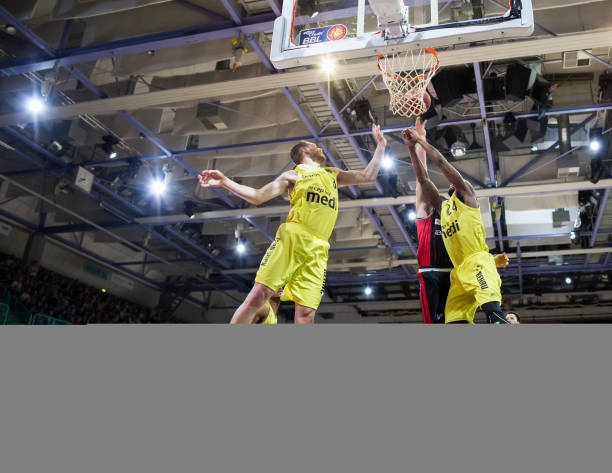 经验丰富的 经验丰富的