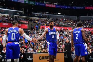 中的瞬间却 中的瞬间却